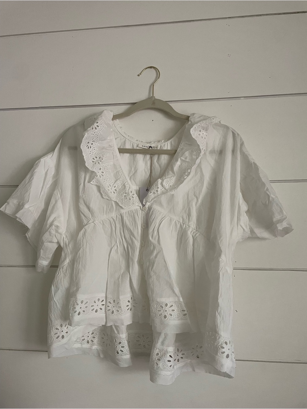 Neuflora- White Eyelet Ruffle Collar Women's Top